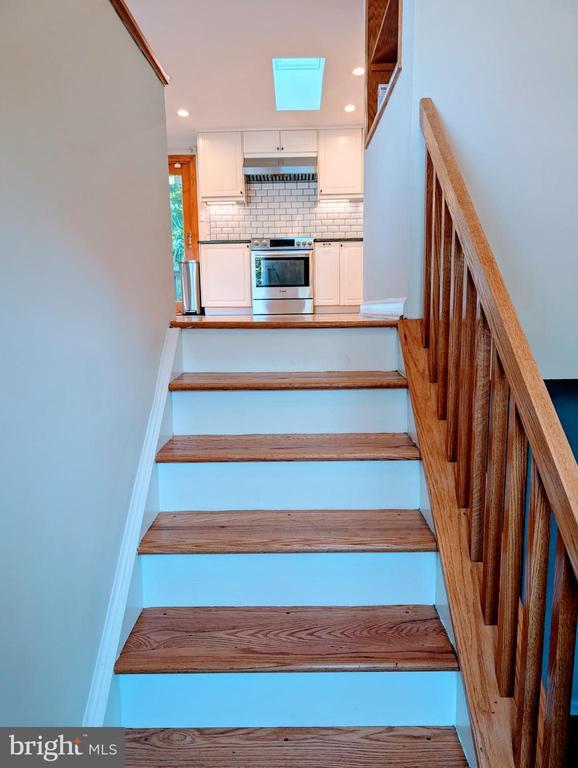 Foto del edificio - 8856 Youngsea Pl