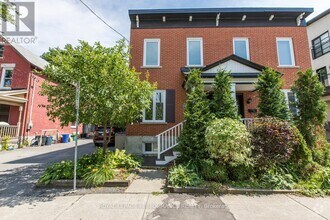 Building Photo - 32 Pretoria Ave