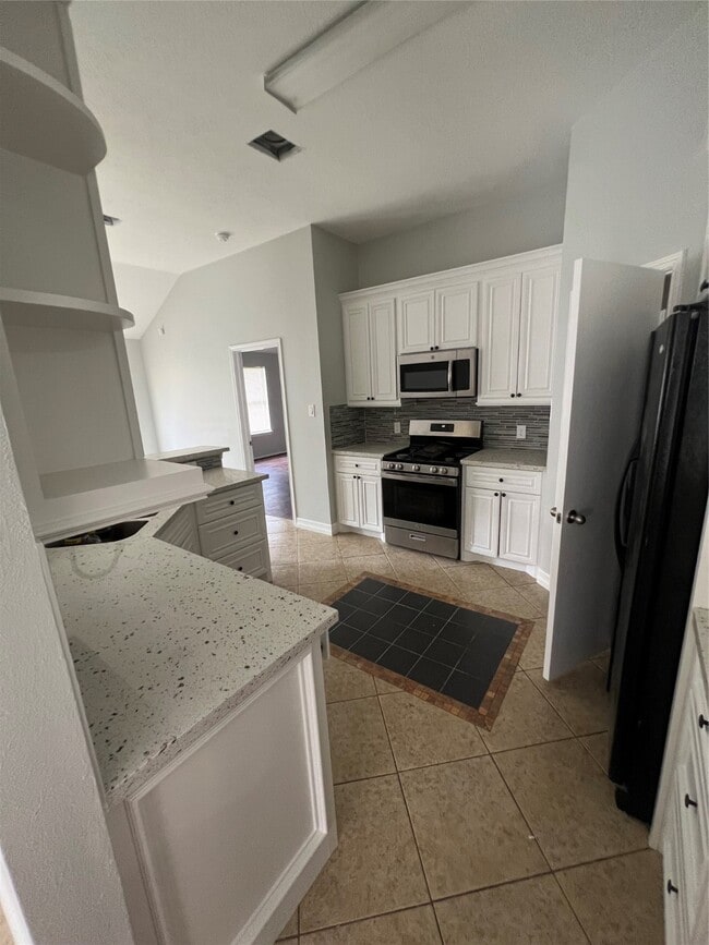 Building Photo - 2903 Sockeye Dr