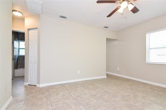 Foto del edificio - 3409 W Paxton Ave
