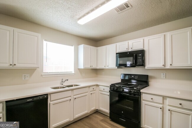 Foto del edificio - 225 Colser Drive