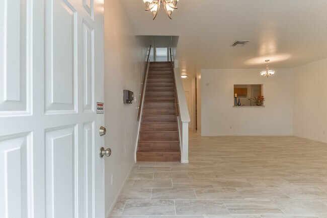 Foto del edificio - 3126 Holly Hall St