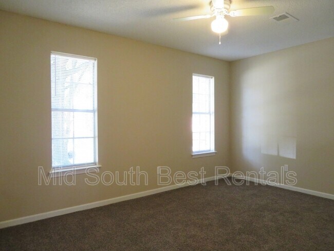 Foto del edificio - 3414 Point Pleasant Ave
