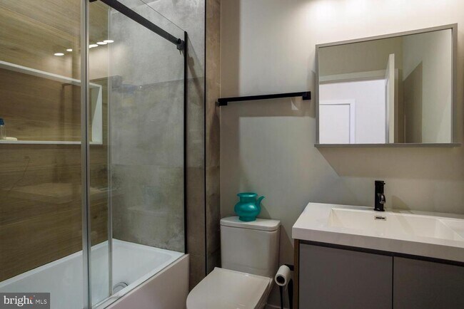Foto del edificio - 618 N 35th St