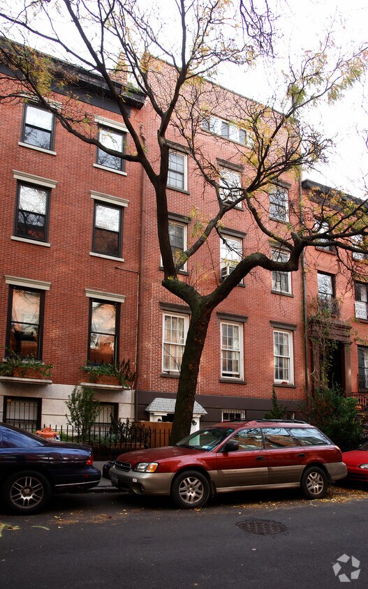 Foto del edificio - 147 Columbia Hts