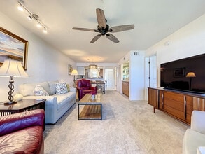 Building Photo - 462 Bouchelle Dr