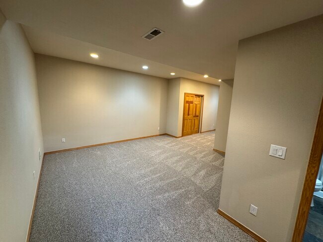 Building Photo - 9299 William Cody Dr
