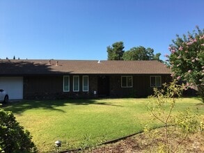 Building Photo - 1796 Jamie Dr