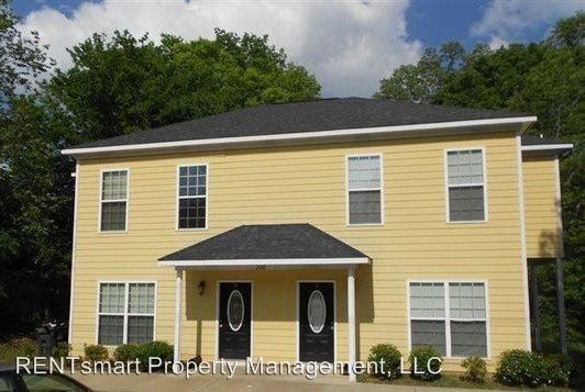 Primary Photo - 2316 Summerville Rd