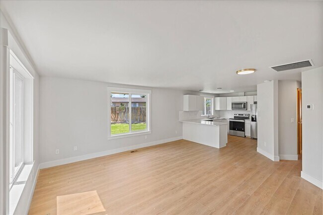 Foto del edificio - 1309 W Maple Ave