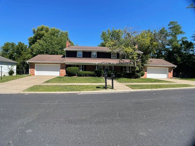 Primary Photo - Large Duplex in Far North Peoria