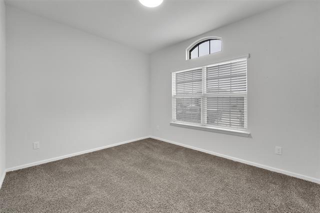 Foto del edificio - 312 Youngblood Ln