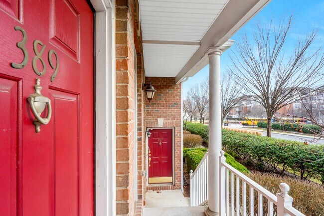 Building Photo - 389 Kingston Ct