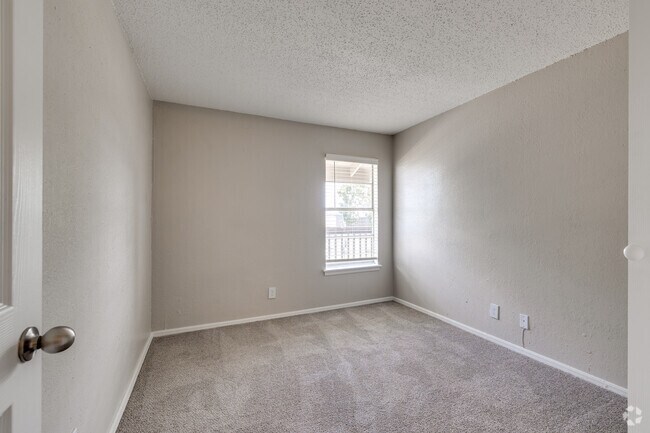 2HAB, 1,5BA - 1000 pies cuadrados - Habitación - Stoneridge @ 36th Apartments