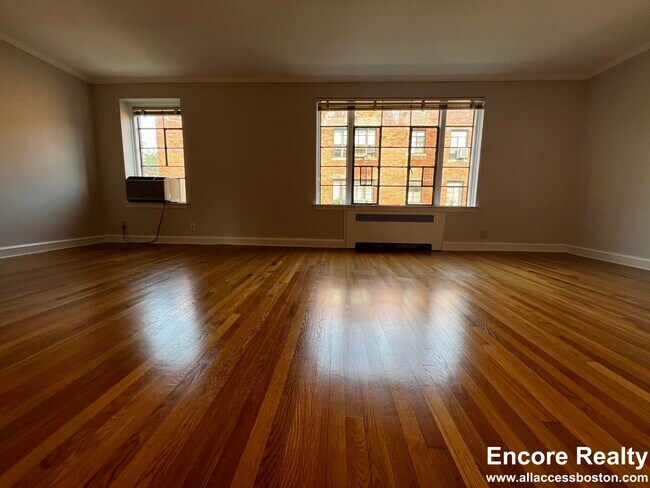 Foto del edificio - 89 Longwood Ave