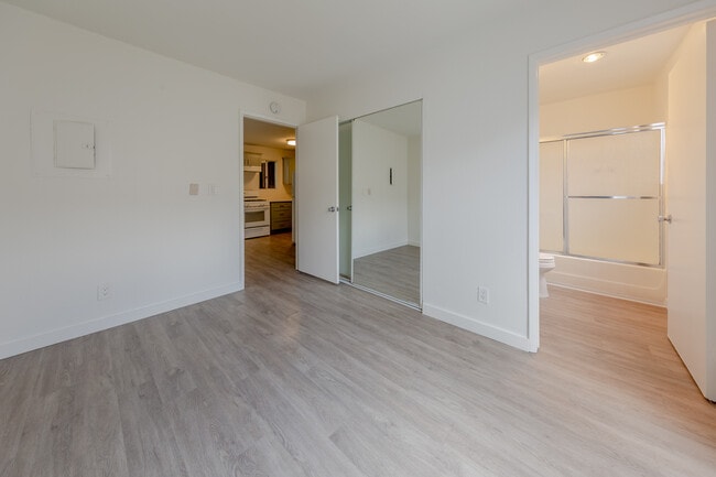 Building Photo - 3864 35th St