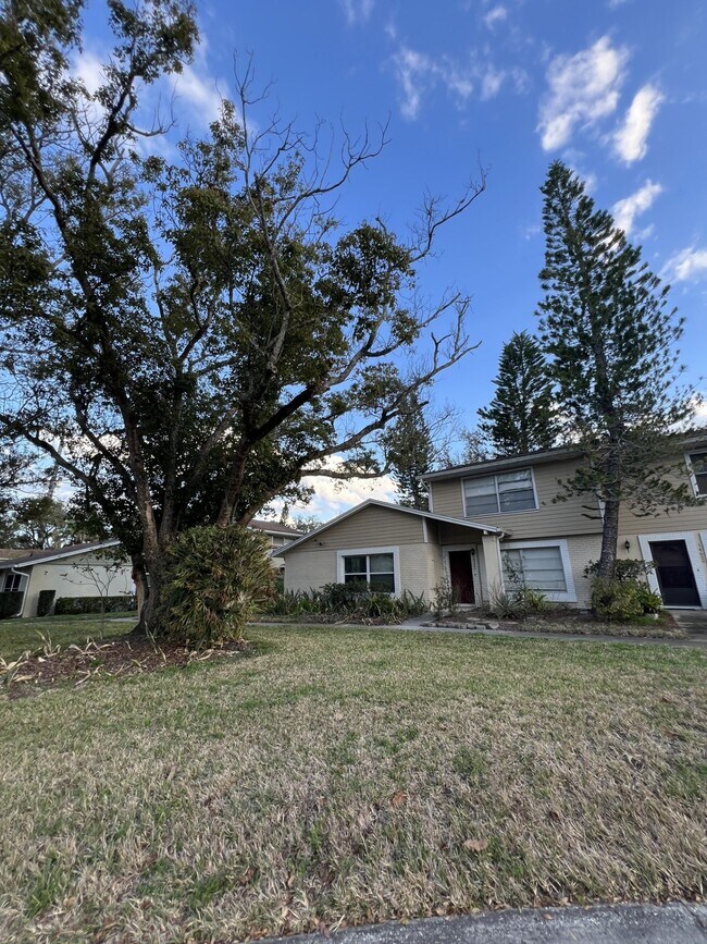 Foto del edificio - 14627 Pine Glen Cir