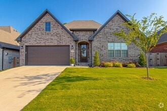 Building Photo - 208 Kanis Ridge Dr