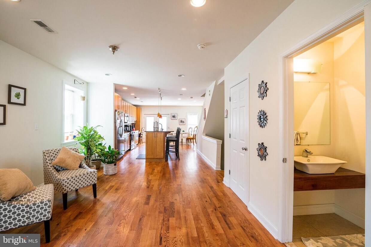 Foto principal - 2534 Grays Ferry Ave