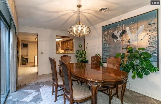 Building Photo - 1529 Lincoln Rd