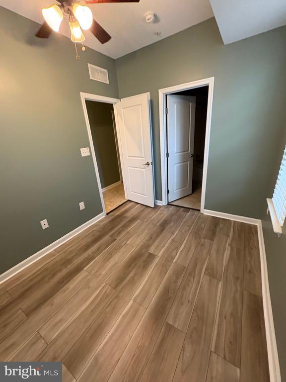 Building Photo - 7423 Rigby Pl