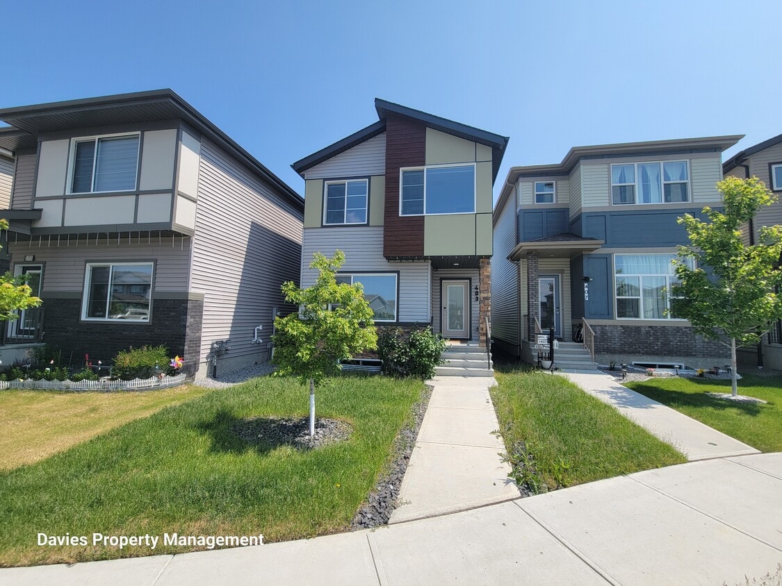 Photo principale - 403-437 37 Ave NW