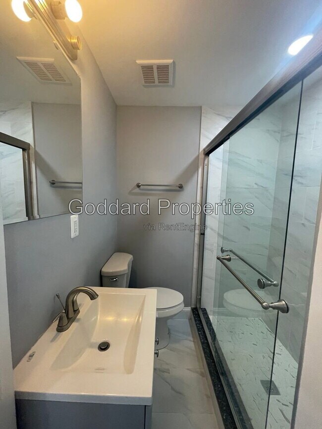 Foto del edificio - 1434 Light St
