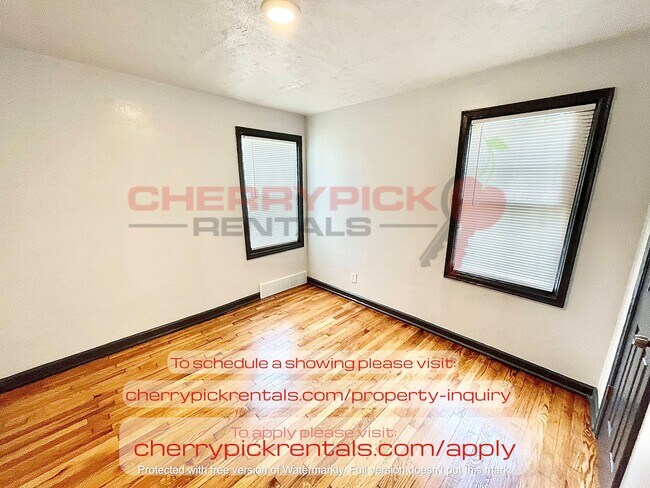 Building Photo - 3173 Ames Ave