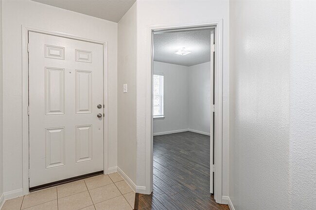 Foto del edificio - 11207 Hall Pines Ct