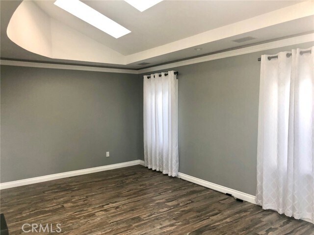 Building Photo - 328 Marigold Ave
