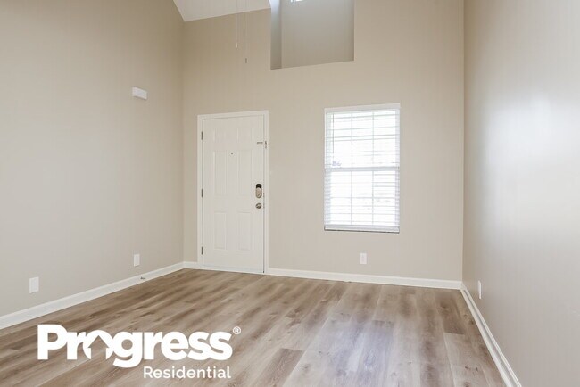 Building Photo - 1427 Westview Dr