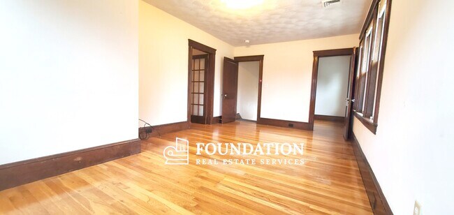 Building Photo - 15 Harriet St