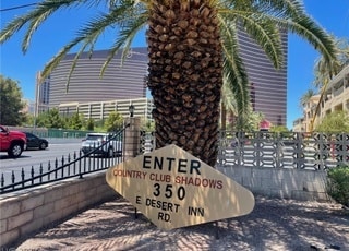 Foto del edificio - 350 E Desert Inn Rd