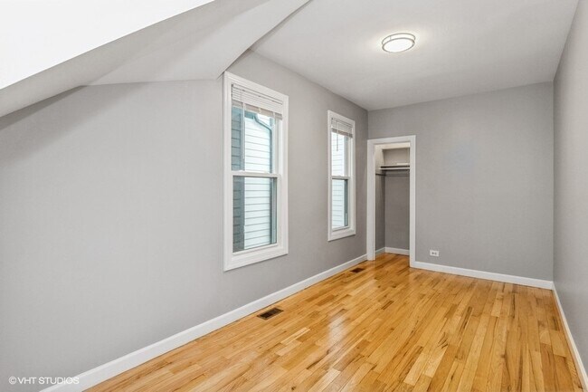 Foto del edificio - 3505 N Whipple St