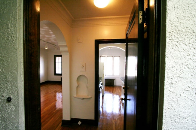 Building Photo - 1119 Lafayette St