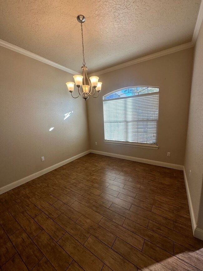 Foto del edificio - Stunning 4 Bed Home! 3 Car garage ! Mesa School District!