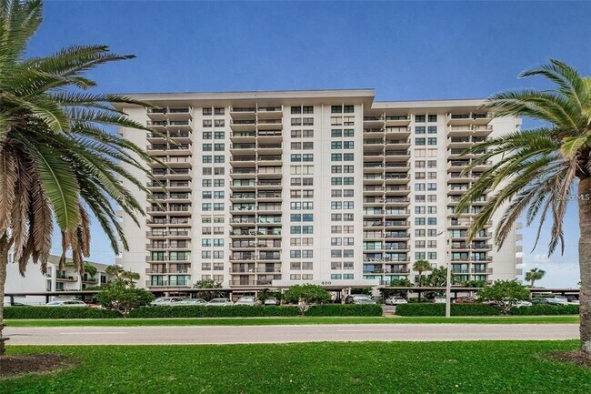 Foto del edificio - 400 Island Way
