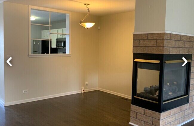 Foto del edificio - 282 Holiday Ln