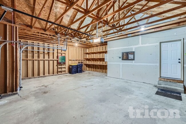 Building Photo - 17475 Glacier Wy