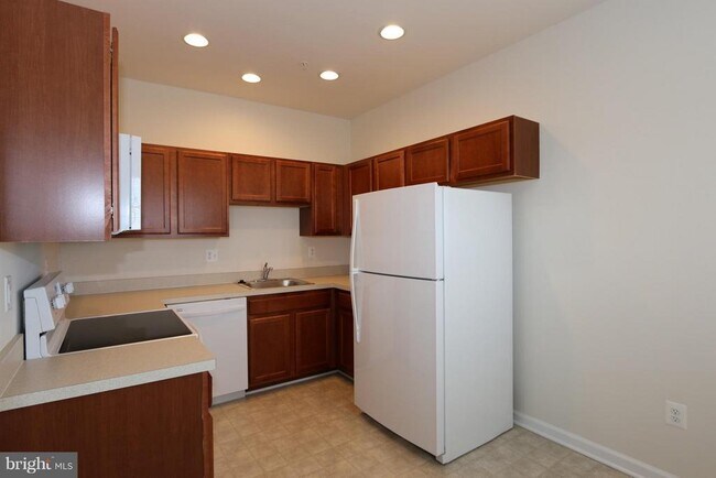 Foto del edificio - 3562 Worthington Blvd