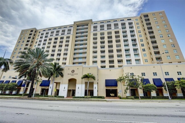 Building Photo - 117 NW 42nd Ave