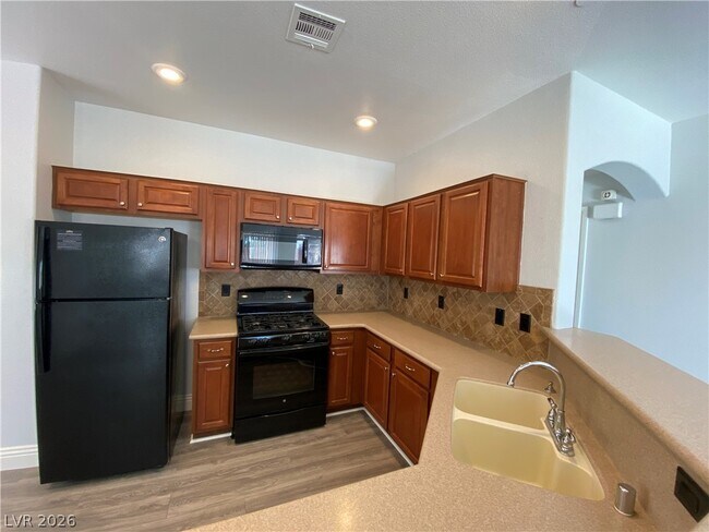 Foto del edificio - 4517 Bell Cord Ave