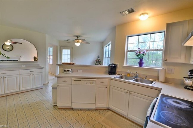 Cocina - 6752 Burbage Landing Cir