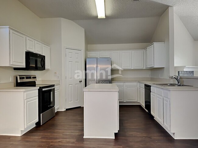 Building Photo - 8629 Garden Springs Dr