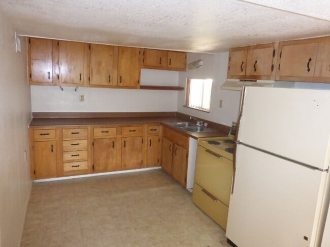 Photo - 906 S Farmer Ave Apartment
