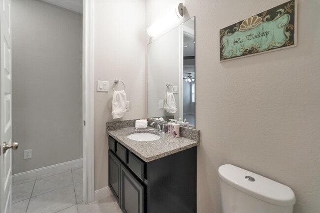 Building Photo - 8102 Sutton Crest Dr