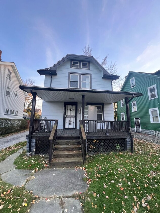 Primary Photo - Section 8 Accepted: Affordable 3 Bed, 1 Ba...