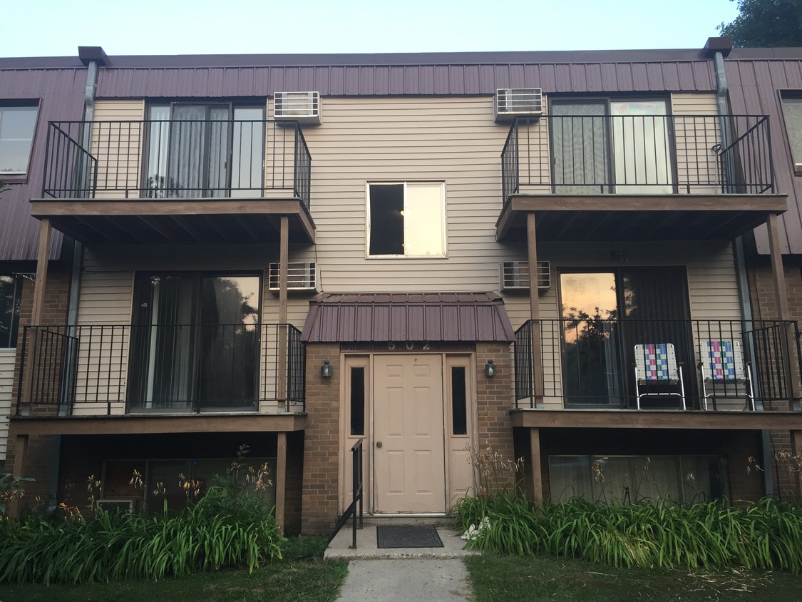Foto principal - 502 Lewis Ave