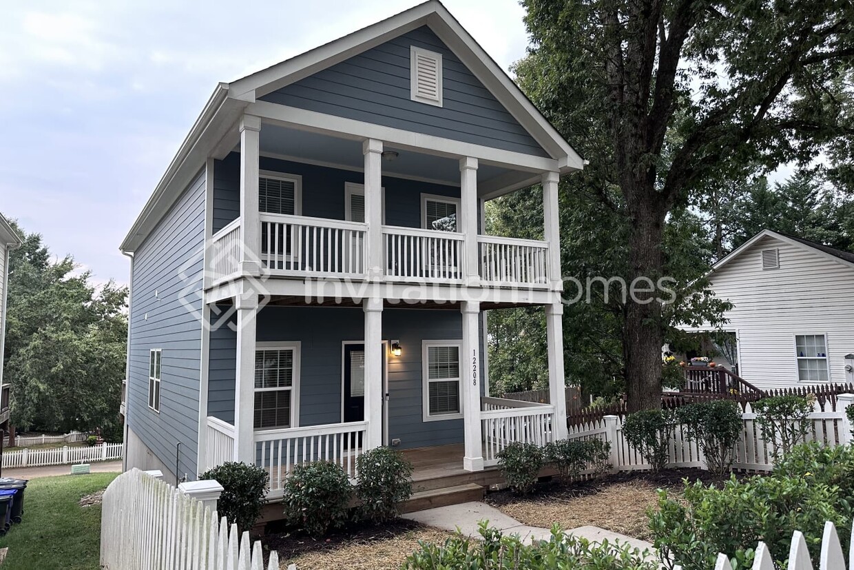 Primary Photo - 12208 Huntersville-Concord Rd