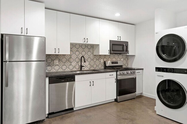 Foto del edificio - 345 Wheeler Ave